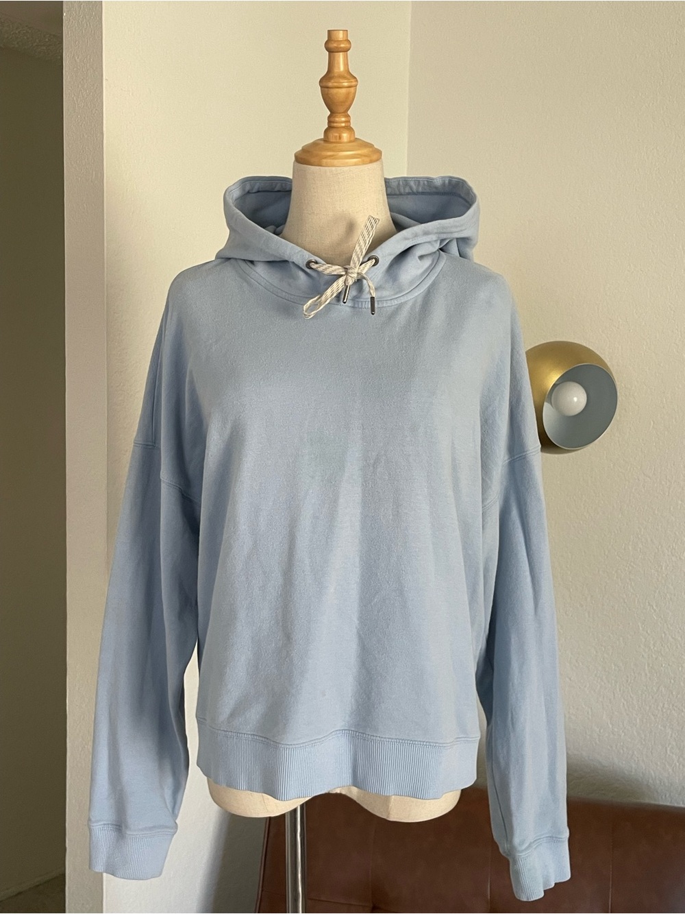 Vuori Casual Workout Lounge Essential Organic Cotton Hoodie